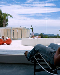 Two lesbians decide to suck some cock in glamorous terrace